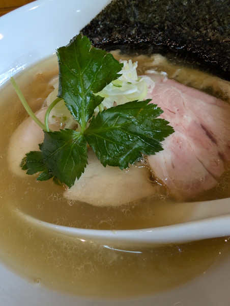 「手揉み中華そば塩」@麺や晴心の写真