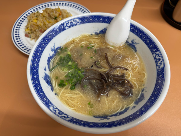 「ラーメン&ミニチャーハン　950円」@ばんすい軒の写真