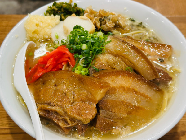 「太麺改ハードコアチャンプルーウチナースバ 他 2,600円」@のスたの写真