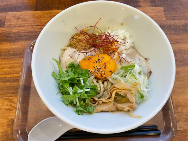 「鶏白湯まぜそば　やや濃　￥９５０」@鶏白湯ラーメン専門店 HEITAIYAの写真