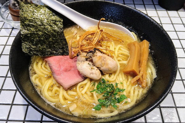 「【限定】濃厚牡蠣そば+替玉(サービス)」@81番の写真