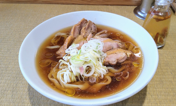 「【限定】冷やし親鶏中華そば」@手打 親鶏中華そば 綾川の写真