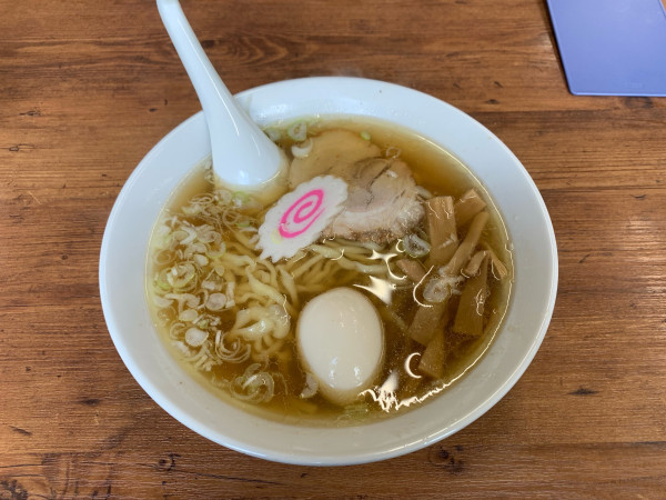 「ラーメン＋味玉 930円」@手打ちラーメン蔵八 鹿沼店の写真