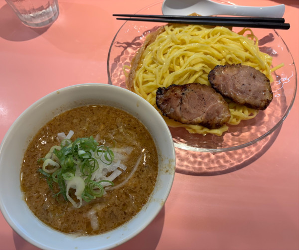 「パンチつけ麺　大盛り+ チャーシュー」@流星軒の写真