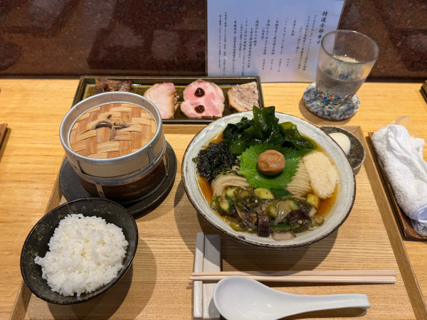 「ニボコン冷製(醤油)」@中華蕎麦 とみ田の写真