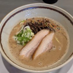 2周年記念限定黒豚の豚豚らーめん