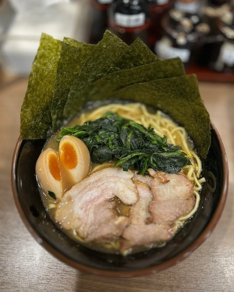 「谷澤 特製ラーメン 1,100円＋ほうれん草（サービス。。」@ラーメン 一代目 谷澤家の写真