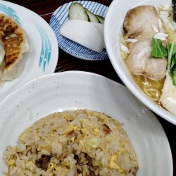ラーメン　チャーハン　餃子