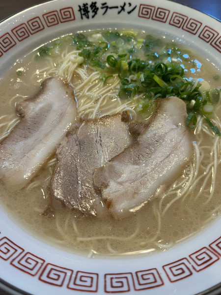 「特盛ラーメン（950）」@博多ラーメン 片岡屋 姫路南店の写真