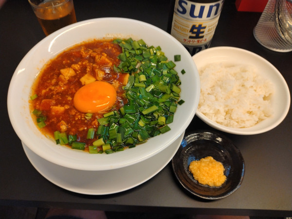 「ニラ玉麻婆麺ま¥1000+小ライス¥150+瓶ビール500-」@マーニラの写真