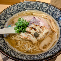 鴨と蟹 中華そば 燈 登戸店の写真