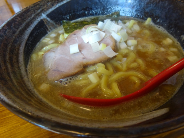 「煮干しらーめん　900円」@渡辺商店の写真