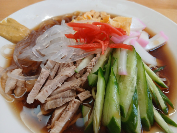 「冷し中華 1000円」@栄楽飯店の写真