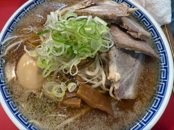 「全部乗せラーメン」@中華そば 大河の写真