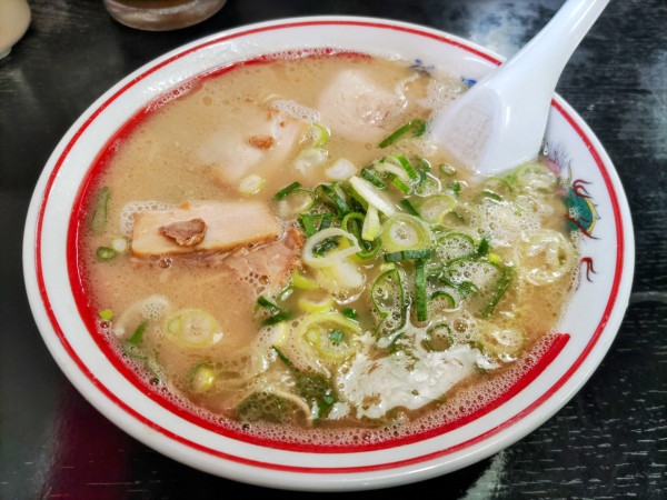 「ラーメン 650円」@長浜ラーメン 福重家の写真