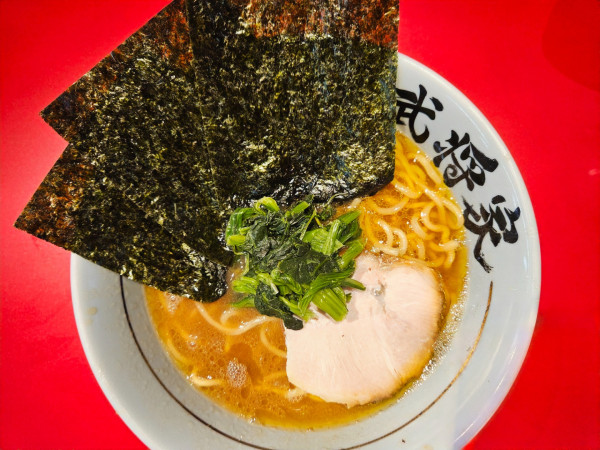 「らーめん並」@家系らーめん 武将家 浅草店の写真