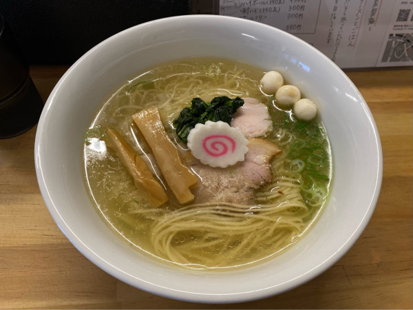 「限定倉家風函館塩ラーメン900円+大盛100円」@ラーメン・ごはん 倉家の写真