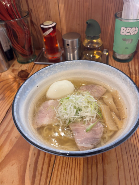 「味玉山塩らーめん」@会津山塩らーめん 塩々の写真