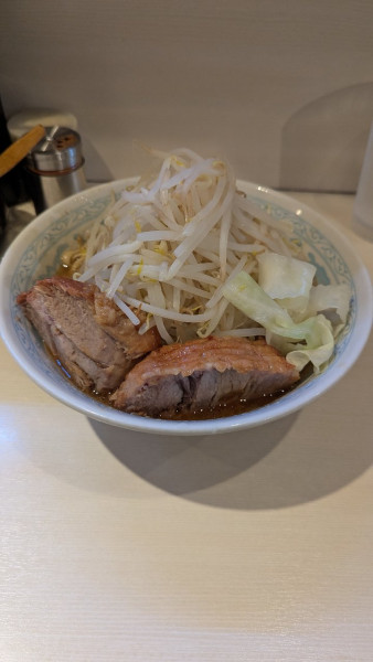 「ラーメン、野菜マシ」@らーめん 陸 尾山台店の写真