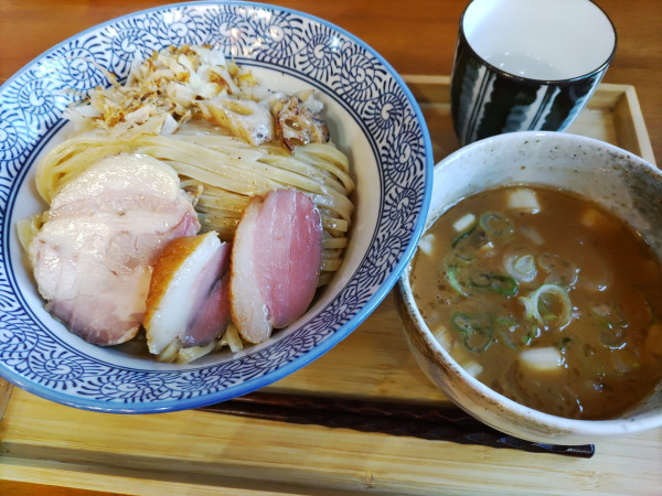 「鴨白湯つけそば 1450円」@ラーメンキッチン 元氣の写真