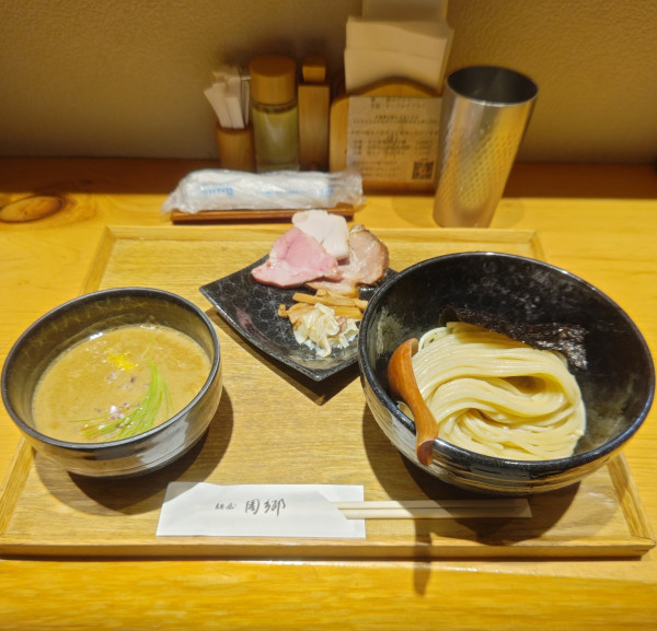 「つけ麺（大）」@麺屋 周郷 新橋店の写真