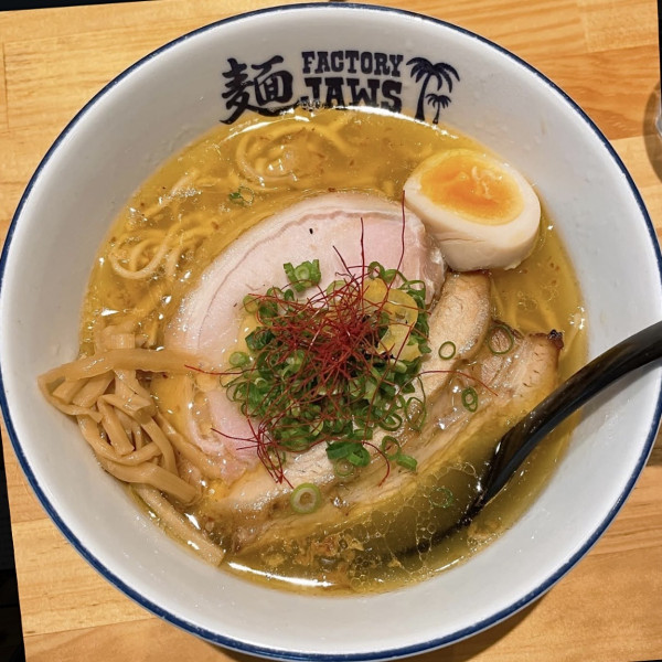 「塩ラーメン」@麺FACTORY JAWSの写真