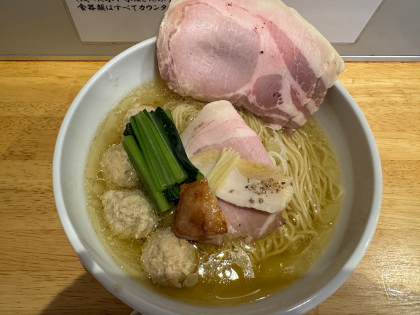 「特撰奥久慈しゃもの淡麗塩そば」@中華そば ひしおの写真