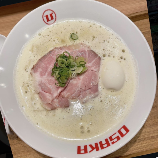 「地鶏ホワイト」@らーめん ぴ！の写真