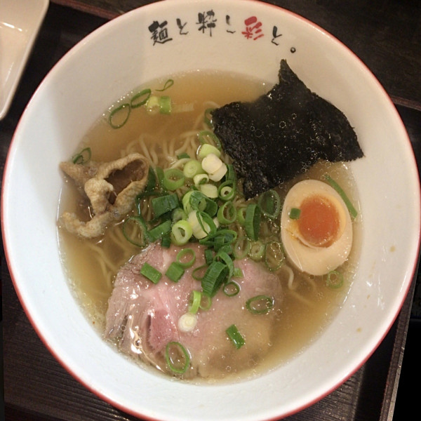 「清澄淡口醤油らーめん」@麺屋 彩々 昭和町本店の写真