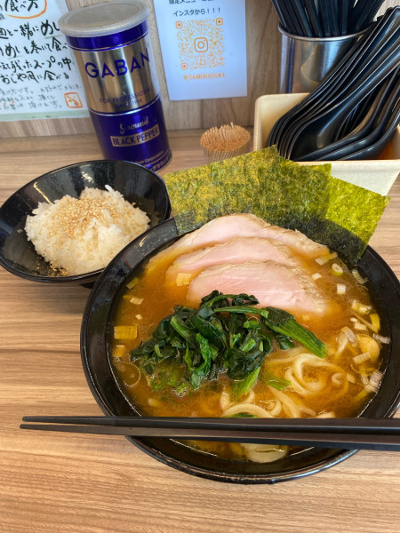 「ラーメン並」@七代目武道家の写真