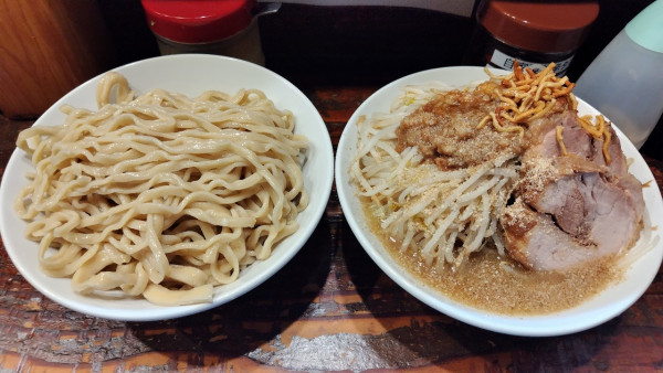「令7·8·4つけ麺中盛(1050円)」@立川マシマシの写真