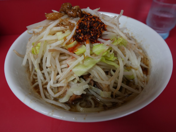 「小 ヤサイ＋アブラ＋辣油」@ラーメン二郎 千住大橋駅前店の写真