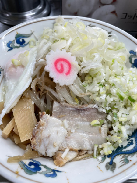 「油そば 半熟卵 デカネギ」@中華そば みたかの写真