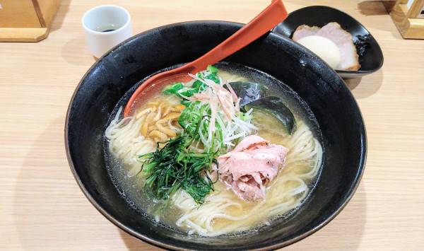 「【限定】特製 焼きあごだしの冷しそば」@焼きあご塩らー麺 たかはし 大船店の写真