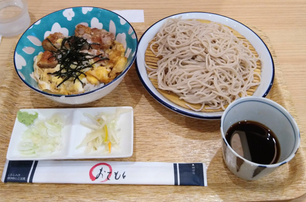 「ランチAセット(ミニカツ丼･そば冷)」@蕎麦処 光盛庵の写真