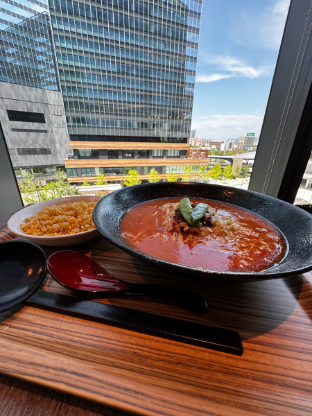 「福龍坦々麺 + ホタテ半炒飯　1350円」@四川酒家 福龍の写真