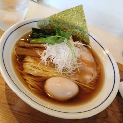 醤油煮干中華そば 1100円 煮玉子 150円