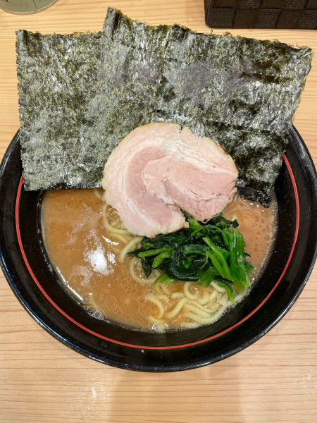 「ラーメン(650円)」@家系 麺場寺井の写真