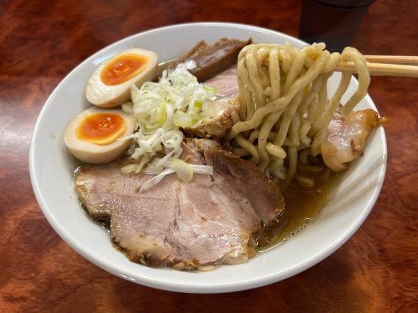 「DXラーメン（並）¥1250」@自家製太麺 元気屋の写真