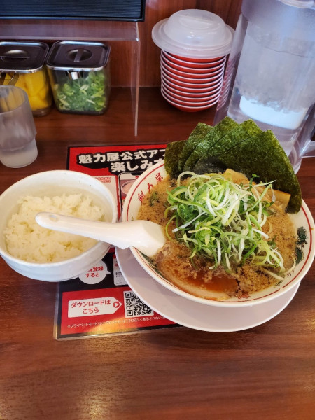 「京都背脂醤油ラーメン」@ラーメン魁力屋 徳重店の写真