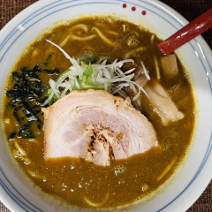 とんこつらーめん じぇんとる麺の写真