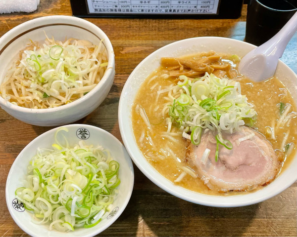 「みそらーめん/たっぷりねぎ」@こってりらーめん 誉の写真