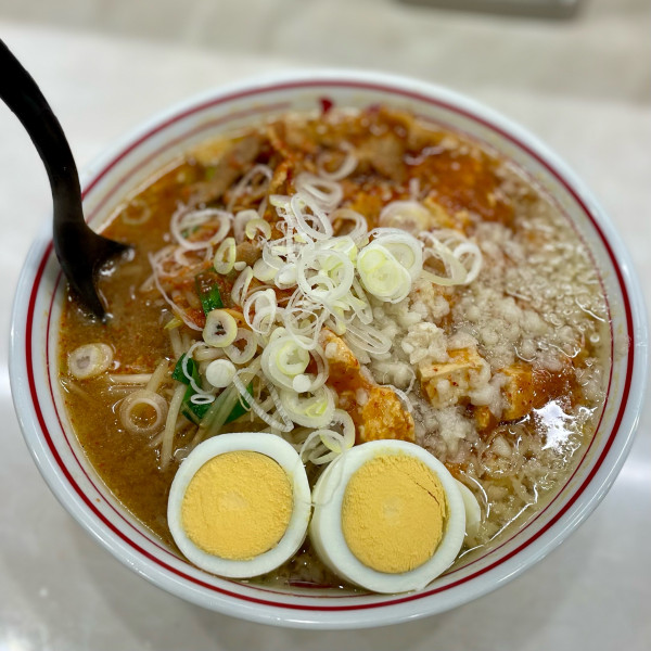 「五目蒙古タンメン/背脂」@蒙古タンメン 中本 千葉店の写真