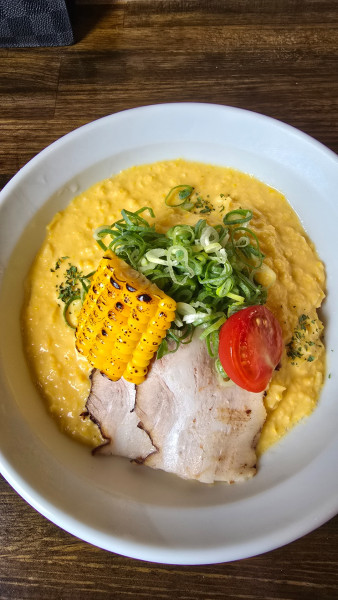 「濃厚すぎる冷製コーンスープ和え冷麺　1000円」@ごわ麺 一ノ里の写真