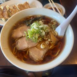 手打ちラーメン 大盛り