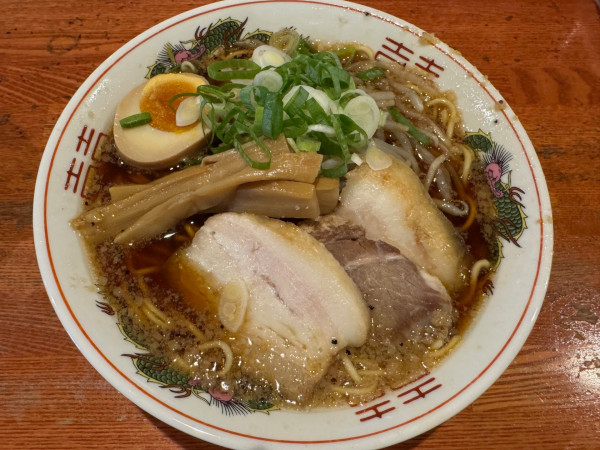 「イナブラックラーメン」@麺屋二八の写真