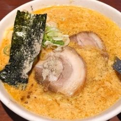 玉子とじらーめん(替玉×2)