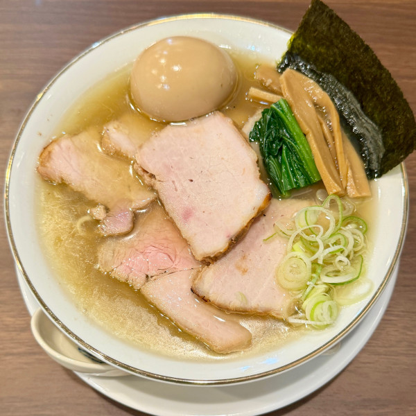 「チャーシュー塩らーめん奥久慈味玉」@らーめん3000の写真