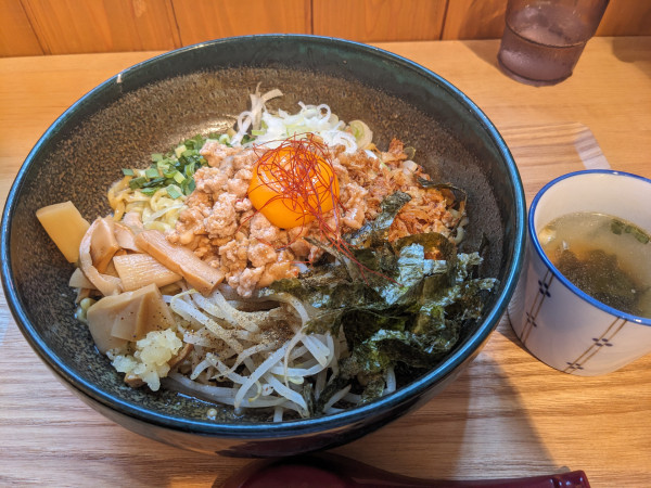 「味噌まぜそば」@たぬきのより道の写真