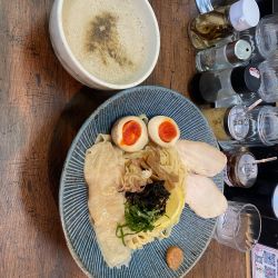 特製梅昆布水泡煮干しつけ麺